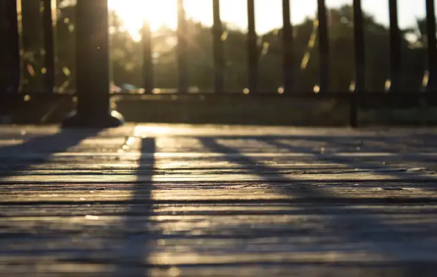 Walkway with Railing loading=